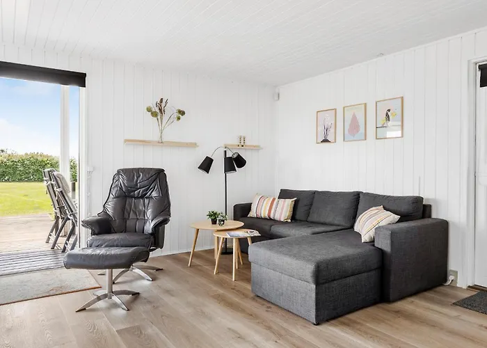 3 Bedroom Lovely In Сasa de vacaciones *